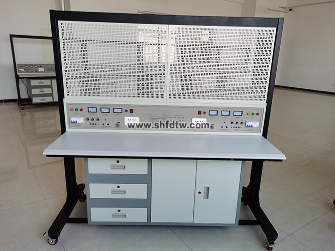 山西機電職業(yè)技術(shù)學(xué)院東湖校區(qū)-TWD-990型電氣裝配實訓(xùn)臺（單面二組型）